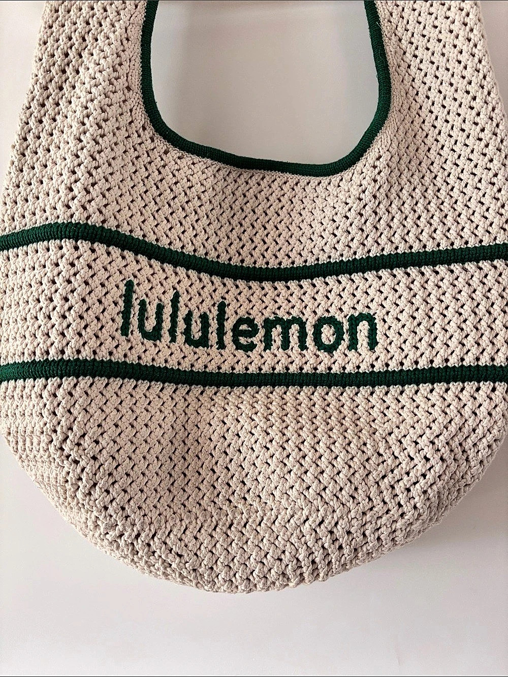 Lululemon Cotton Crochet Shoulder Bag 7L - Light Ivory / Raceway Green